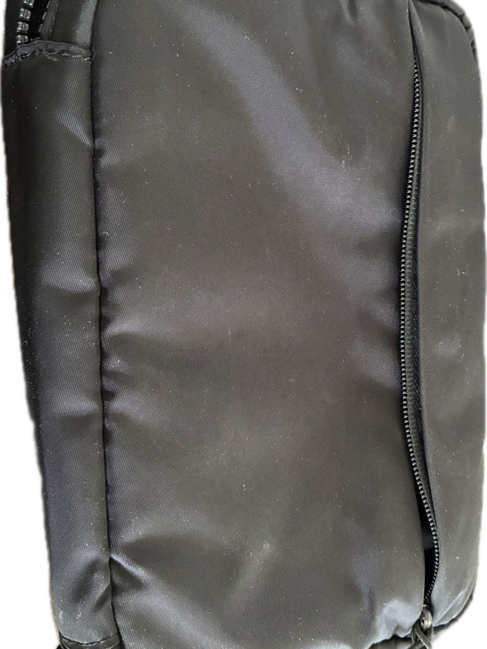 Incase Black Padded Electronics Organizer